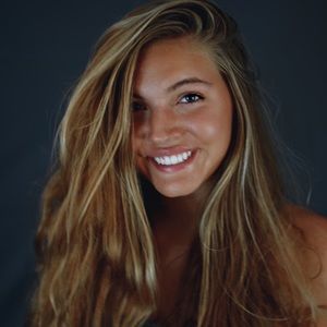 Meet your Posher, Zoe